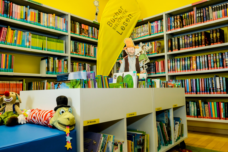 Kinder- und Jugendbücher in der Bücherei Wiener Neudorf