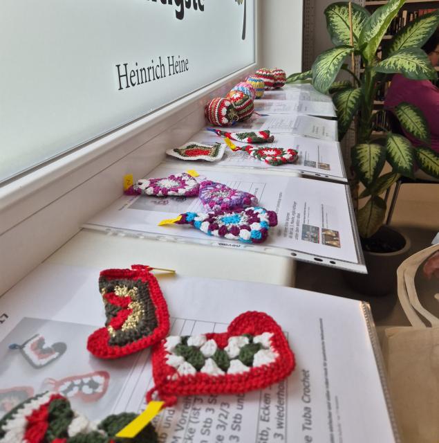 Häkeln in der Bücherei